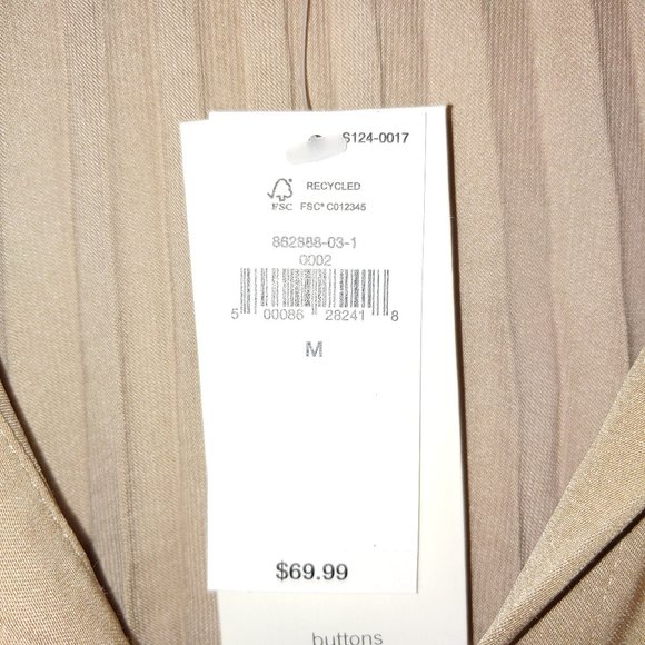 Banana Republic Satin Pleated Back and Sleeves Blouse Size M Tan/Champagne toast - Picture 3 of 7